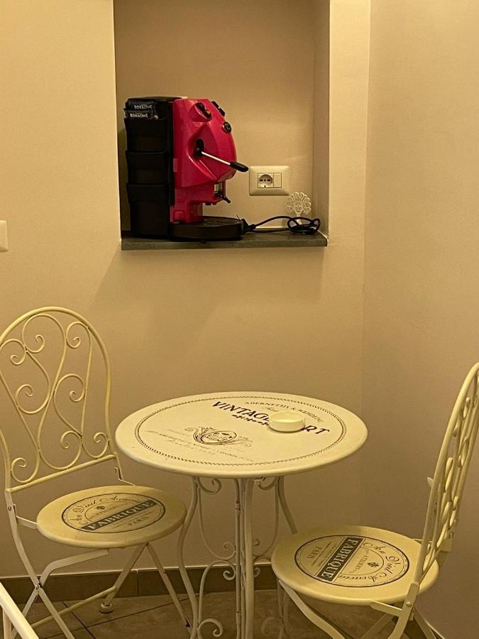 Beb La Gemma Bed and Breakfast Νάπολη Εξωτερικό φωτογραφία