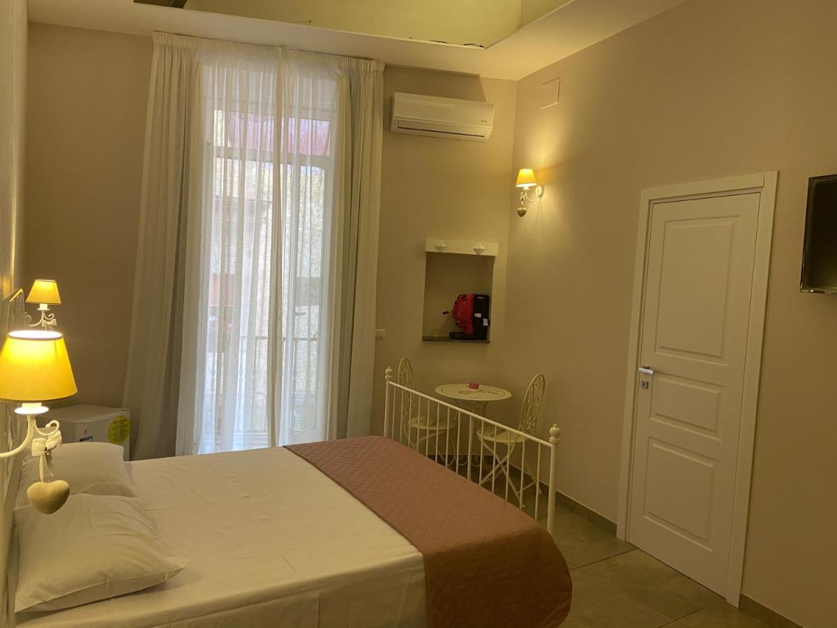 Beb La Gemma Bed and Breakfast Νάπολη Εξωτερικό φωτογραφία