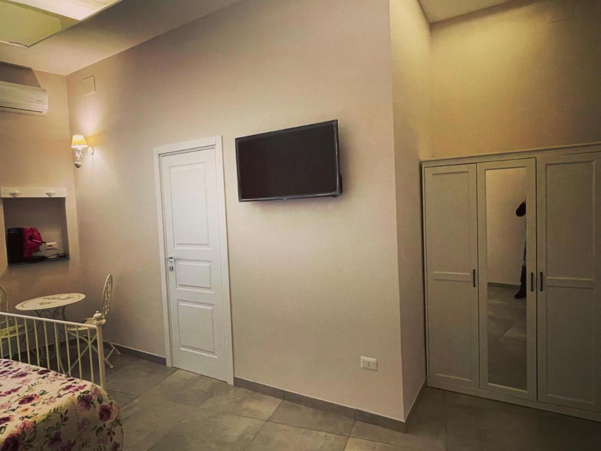 Beb La Gemma Bed and Breakfast Νάπολη Εξωτερικό φωτογραφία