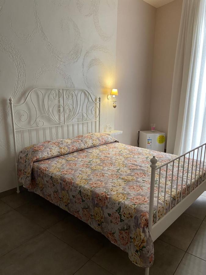 Beb La Gemma Bed and Breakfast Νάπολη Εξωτερικό φωτογραφία