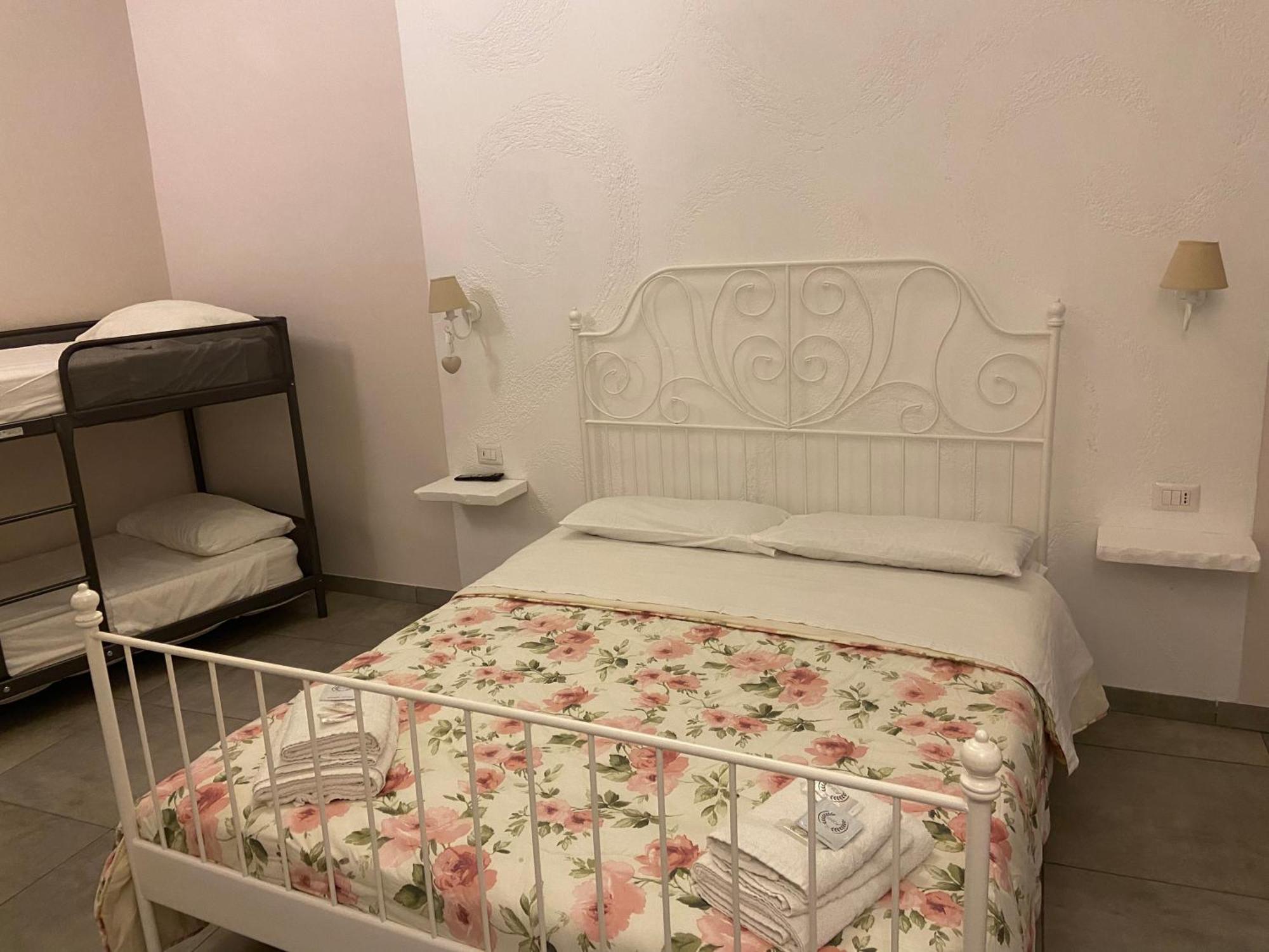 Beb La Gemma Bed and Breakfast Νάπολη Εξωτερικό φωτογραφία