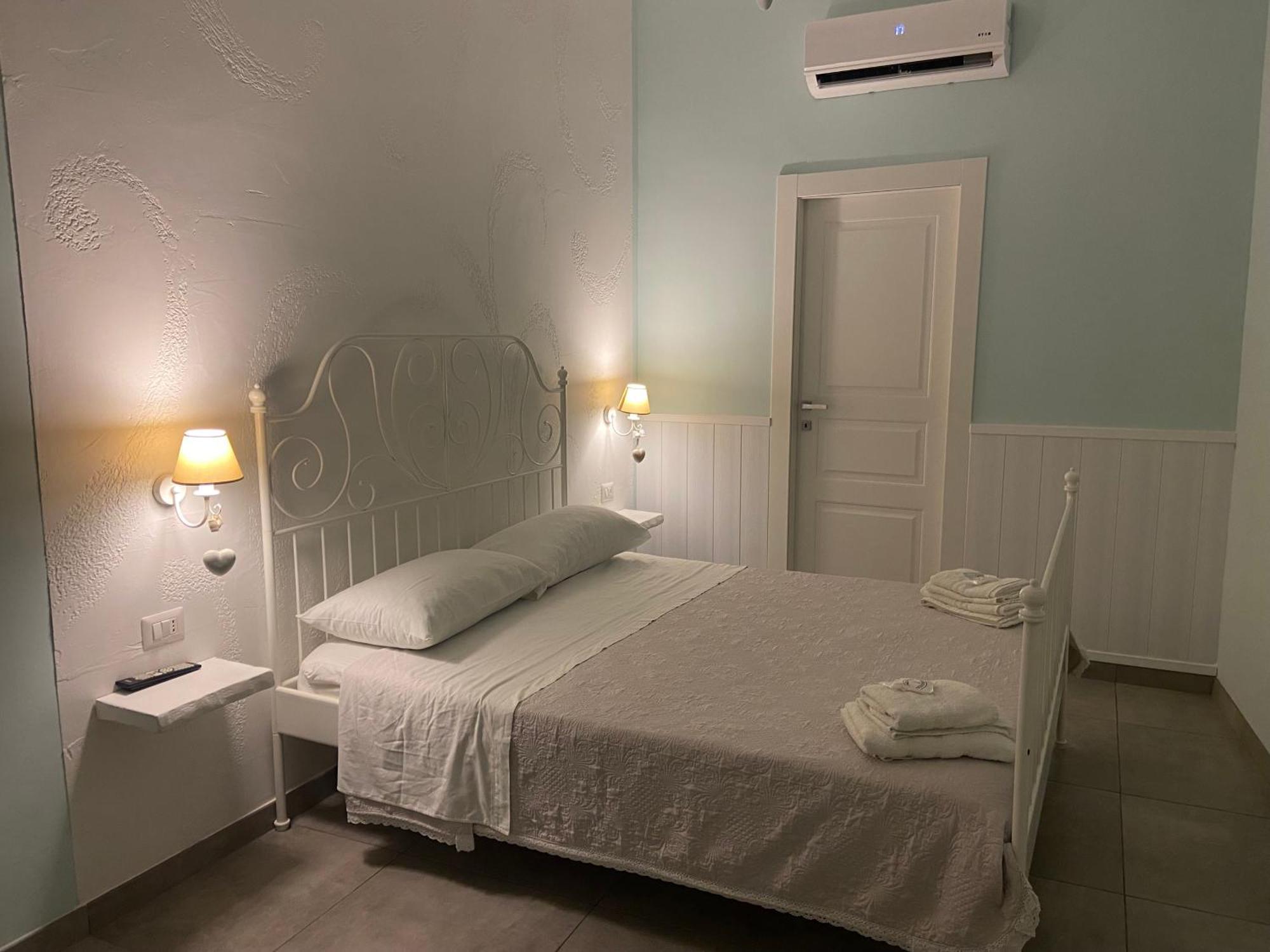 Beb La Gemma Bed and Breakfast Νάπολη Εξωτερικό φωτογραφία