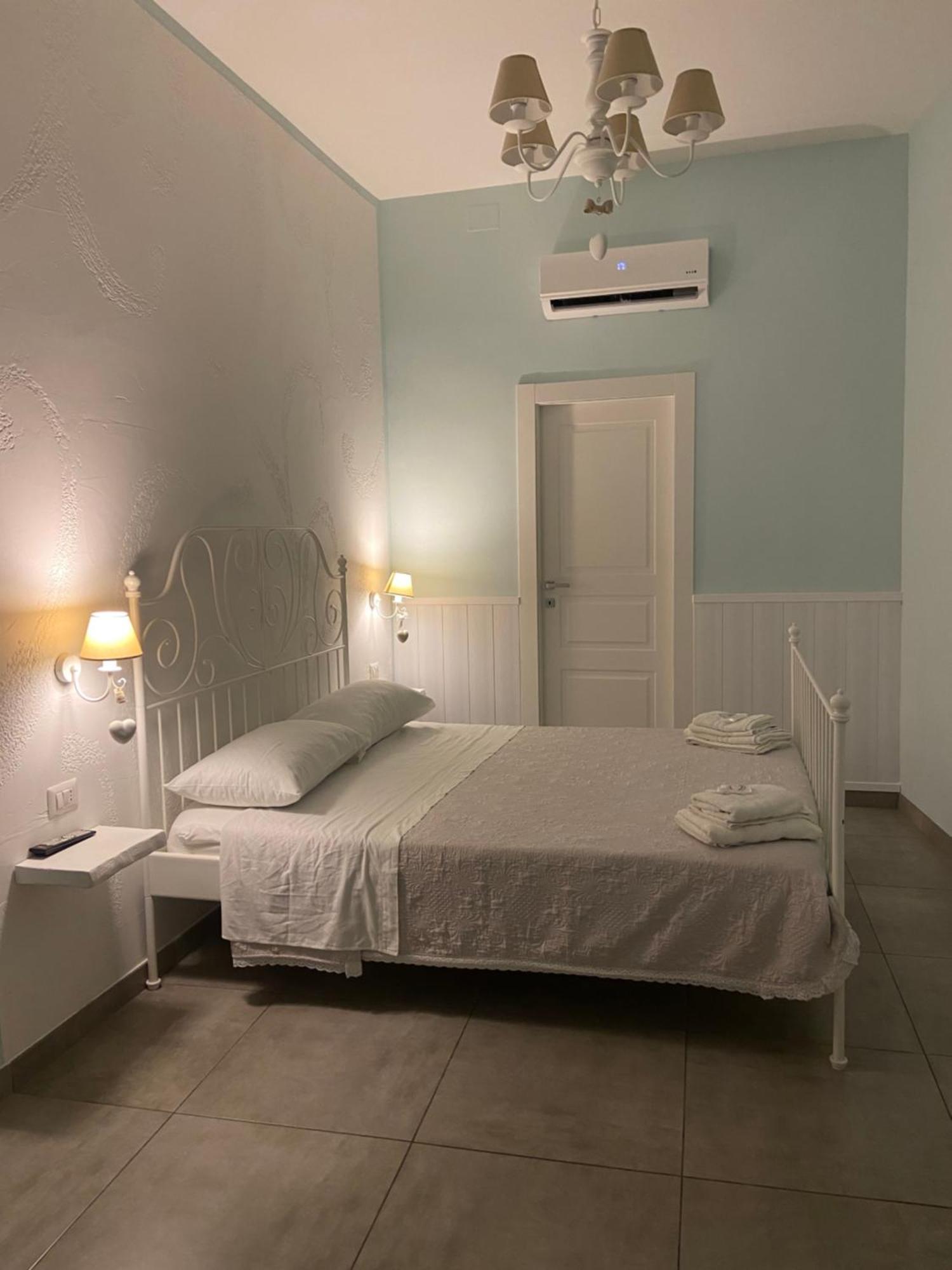 Beb La Gemma Bed and Breakfast Νάπολη Εξωτερικό φωτογραφία