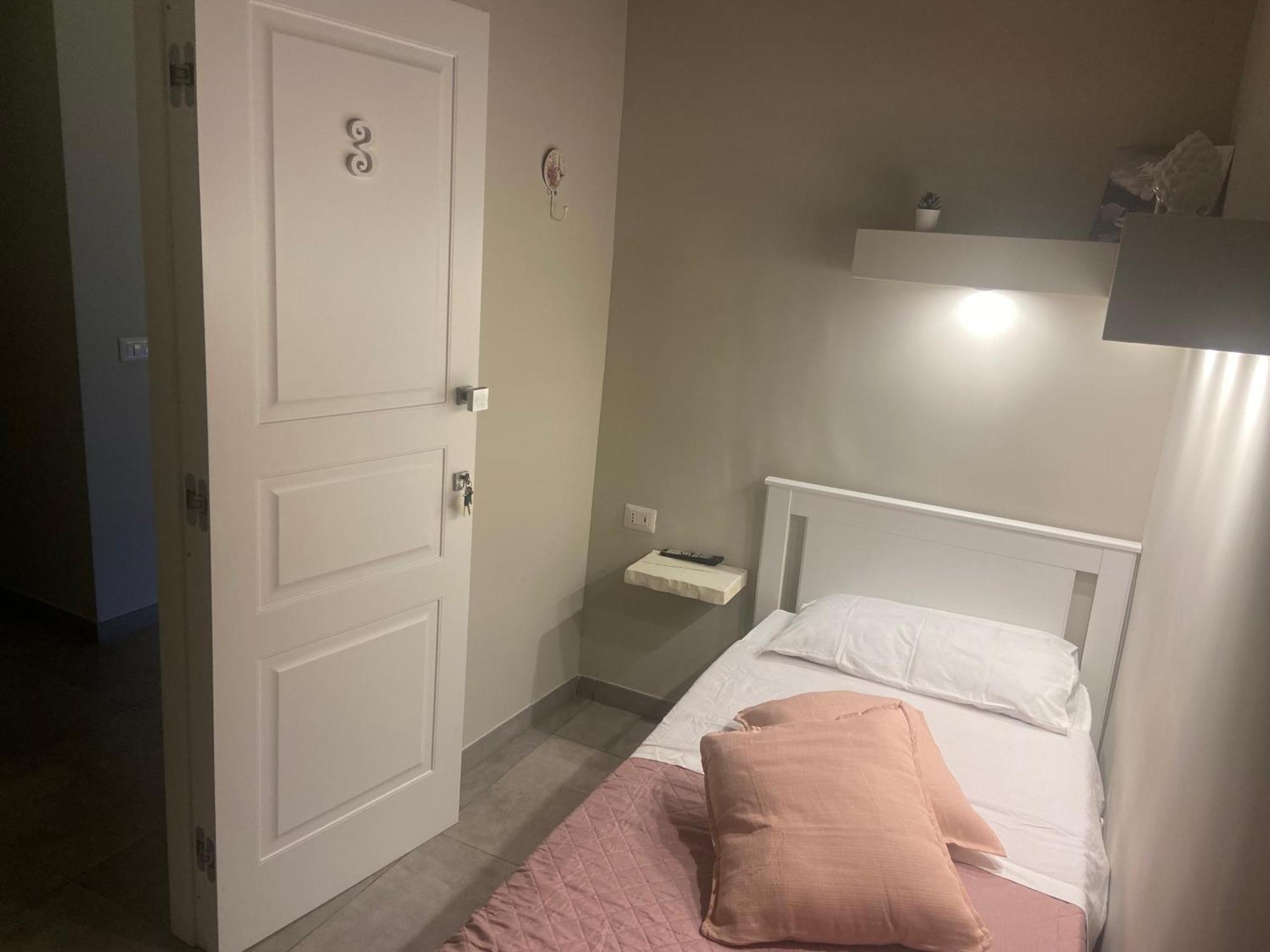 Beb La Gemma Bed and Breakfast Νάπολη Εξωτερικό φωτογραφία